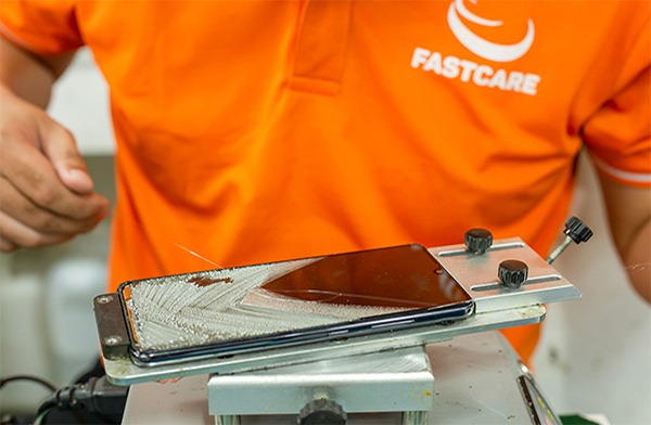 so sanh cac loai man hinh iphone congngheaz 2